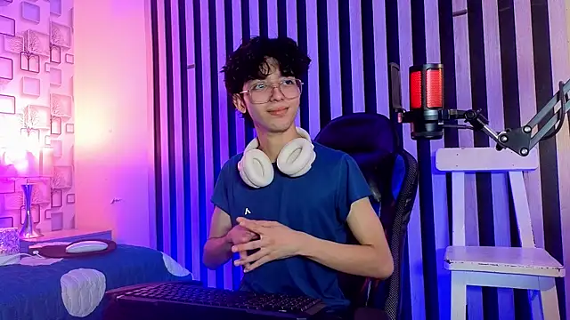 Twink_Sebas7 웹캠 쇼