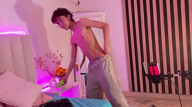 Twink_Sebas7 webkamerás műsora