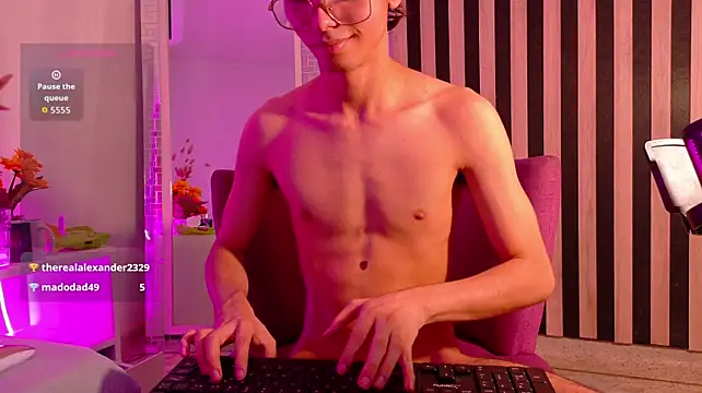 Twink_Sebas7 Webcam show