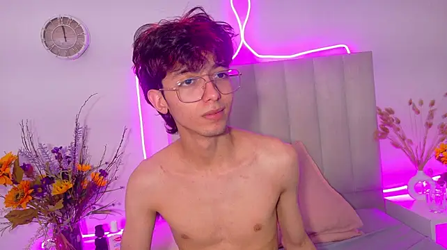 Twink_Sebas7 Pertunjukan Webcam