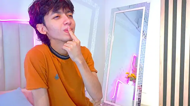 Twink_Sebas7のウェブカメラショー