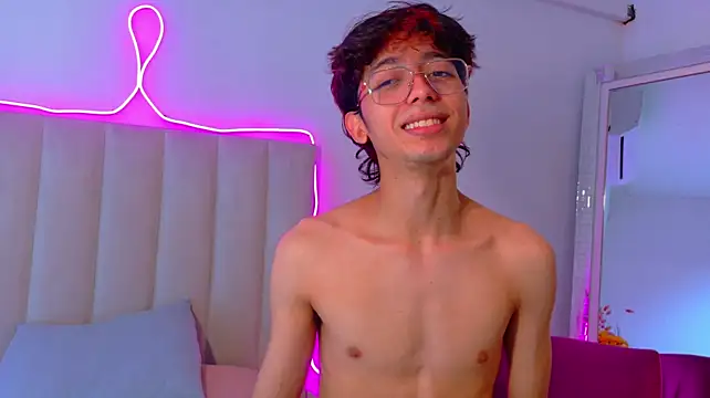 Pertunjukan Kamera Web Twink_Sebas7