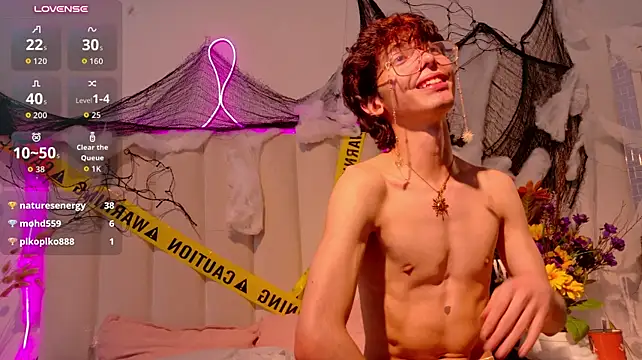 Twink_Sebas7 Adlı Modelin Web Kamerası Şovu