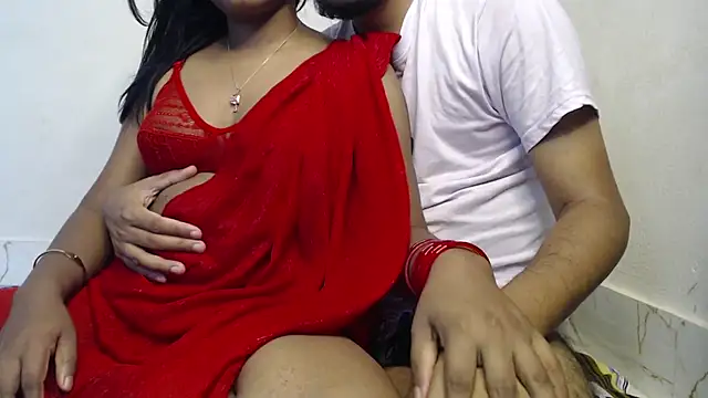 VelvetCoupleLive's Webcam Show