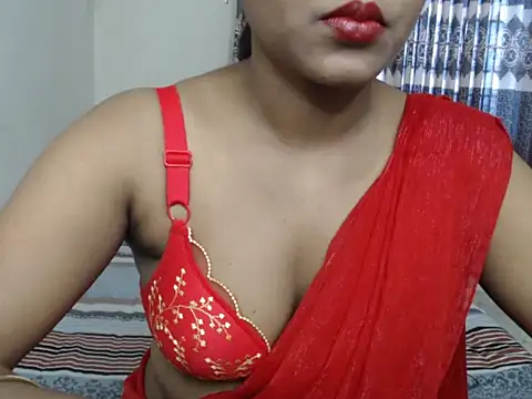 VelvetCoupleLive Adlı Modelin Web Kamerası Şovu