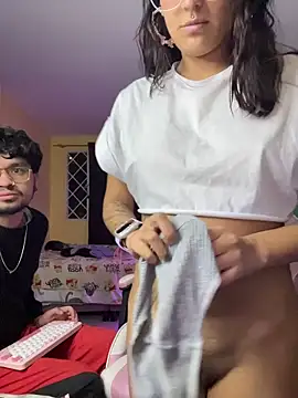 hotlatinocouple__ Webcam show