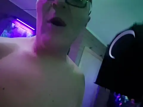 chronic_vibezn Webbikameraesitys