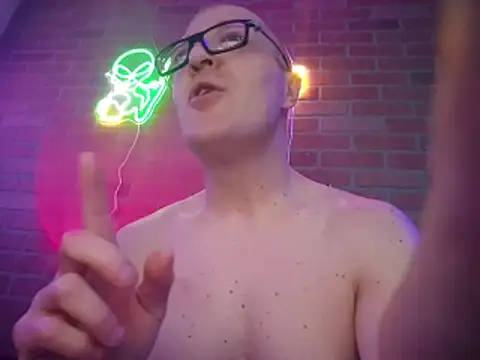 Pokazy przed kamerką – chronic_vibez