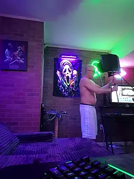 chronic_vibez's Webcam Show