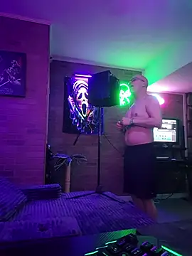 chronic_vibez Show in webcam