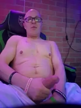 chronic_vibez's Webcam Show