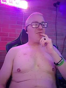chronic_vibez Show in webcam