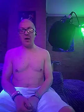 chronic_vibez's Webcam Show