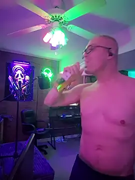 Show modela chronic_vibez na web-kameri