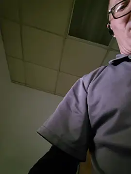 chronic_vibez Show in webcam