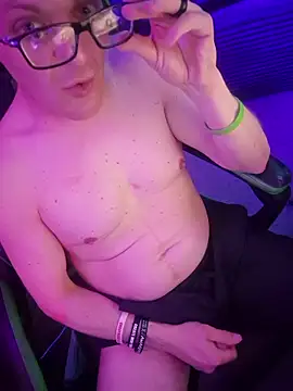 chronic_vibez Show in webcam