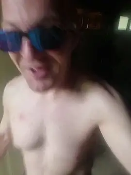 عرض كام chronic_vibez