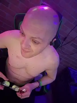 chronic_vibez Show in webcam