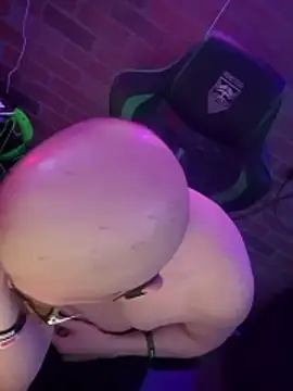 chronic_vibez's Webcam Show