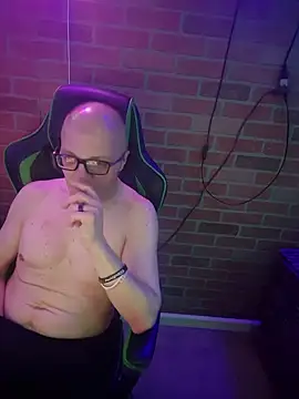 chronic_vibez Show in webcam