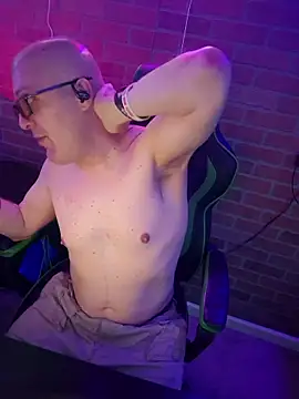 chronic_vibez's Webcam Show
