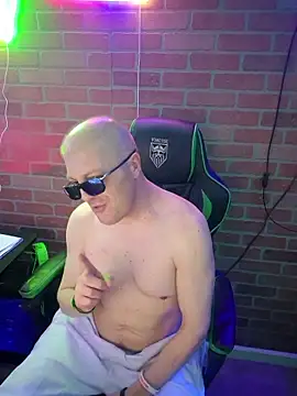 chronic_vibez's Webcam Show