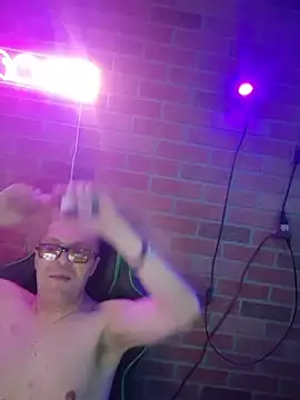 chronic_vibezn Webbikameraesitys