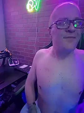 chronic_vibez Adlı Modelin Web Kamerası Şovu