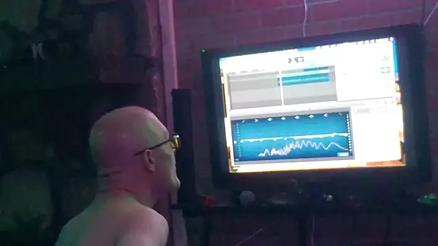 chronic_vibez Show in webcam