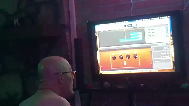 chronic_vibezn Webbikameraesitys