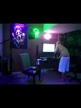 chronic_vibez's Webcam Show