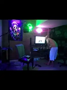 Pertunjukan Kamera Web chronic_vibez