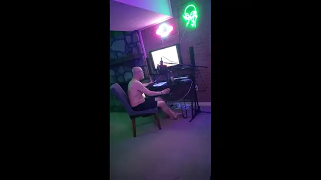 chronic_vibezn Webbikameraesitys