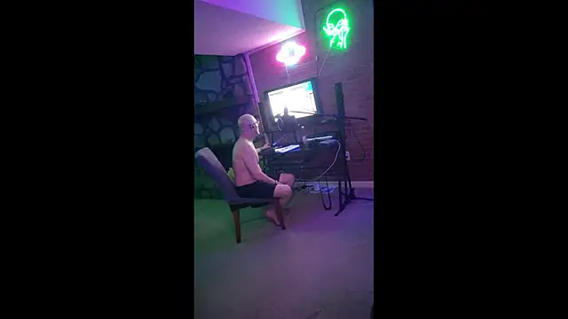 chronic_vibez's Webcam Show