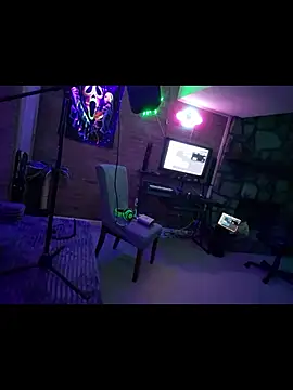 chronic_vibez's Webcam Show