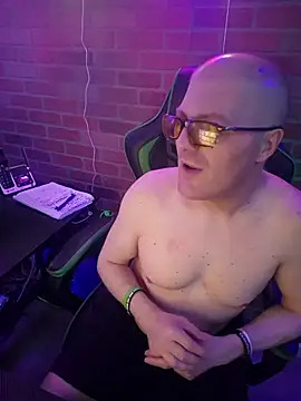 chronic_vibez's Webcam Show