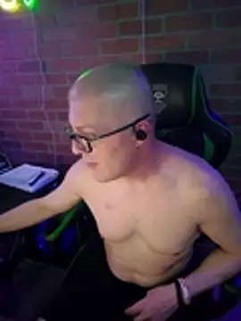 chronic_vibez's Webcam Show