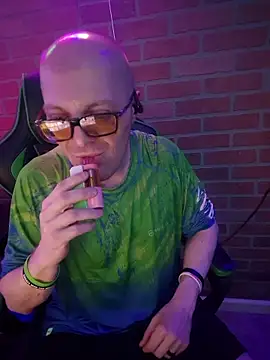 chronic_vibez webcam show