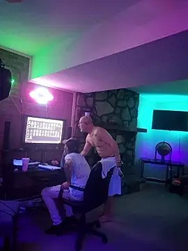 chronic_vibez Adlı Modelin Web Kamerası Şovu