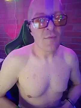 הופעת וובקאם של chronic_vibez