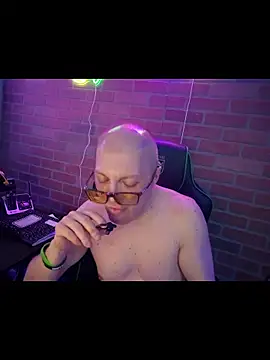 chronic_vibez's Webcam Show