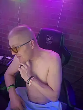 chronic_vibez Adlı Modelin Web Kamerası Şovu