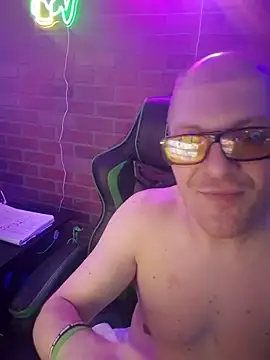 chronic_vibez's Webcam Show