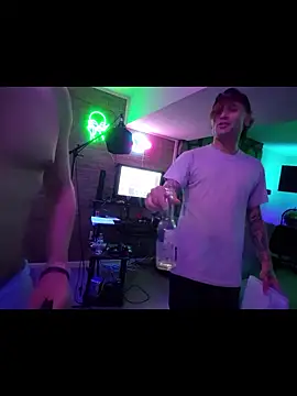 chronic_vibez – webcam-show