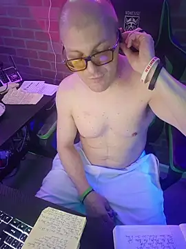 chronic_vibez Adlı Modelin Web Kamerası Şovu