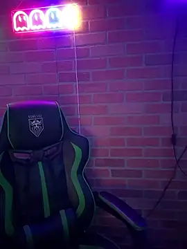 عرض كام chronic_vibez