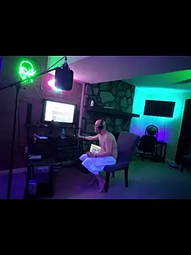 chronic_vibez: διαδικτυακό σόου στην κάμερα