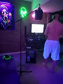 chronic_vibez's Webcam Show