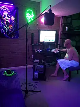 Show modela chronic_vibez na web-kameri