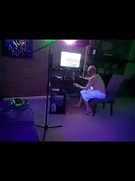 Вебкам-шоу chronic_vibez